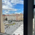 Old Town Square * Πράγα